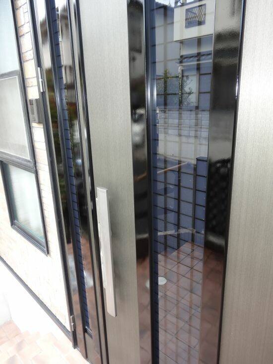 広島市安佐北区口田南M様邸 リアテックで仕上げた玄関ドア