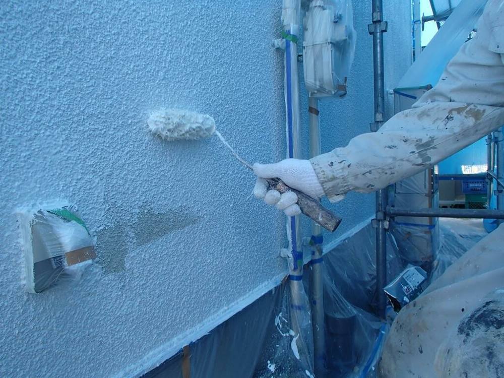 広島市安佐南区伴南N様邸 スタッコ外壁への微弾性下塗り