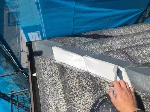 広島市安佐南区伴南T様邸 屋根の棟板金への錆止め塗装