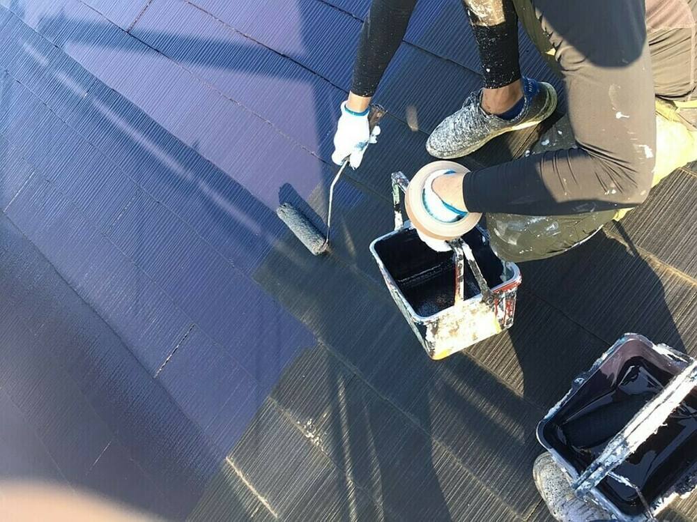 廿日市市平良H様邸 遮熱無機塗料専用の青黒い下塗り