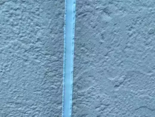 廿日市市前空H様邸 平滑にして打ち替えが完了した目地