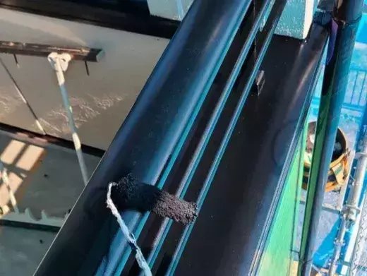 廿日市市前空H様邸 ベランダ手すりの塗装作業