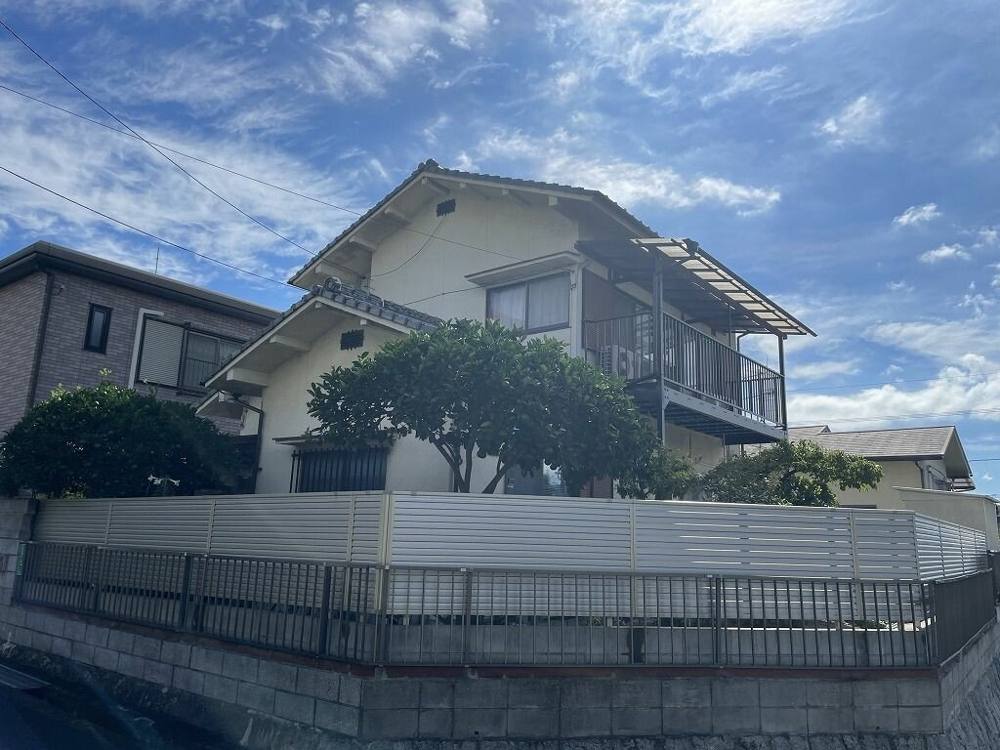 廿日市市阿品台I様邸 外壁塗装工事前の外観全体