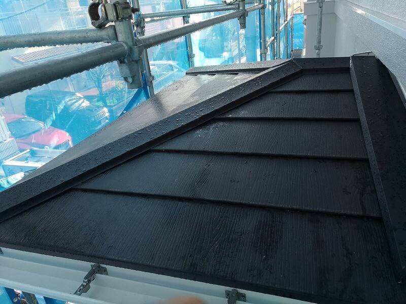廿日市市四季が丘M様邸 造り替えが完了した玄関ひさし屋根