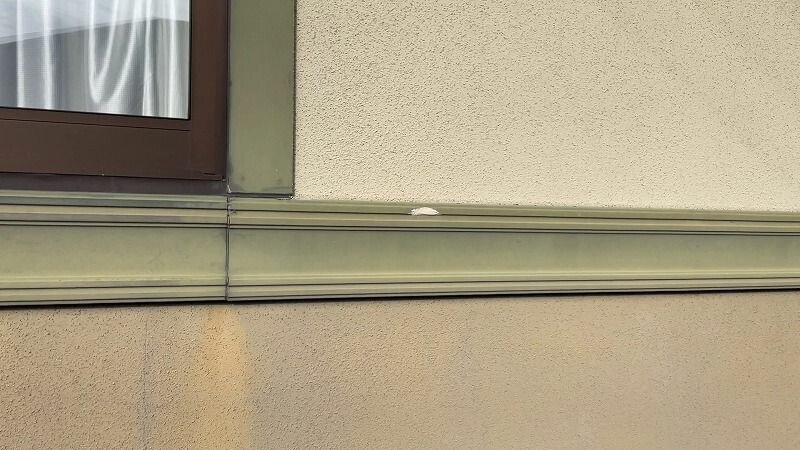 廿日市市四季が丘M様邸 施工前 色あせて白けた幕板