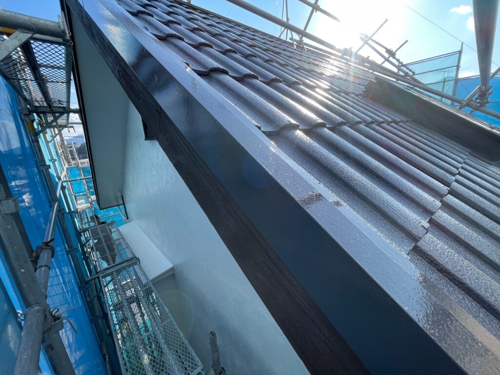 廿日市市M様邸 塗装完了後の屋根の近景