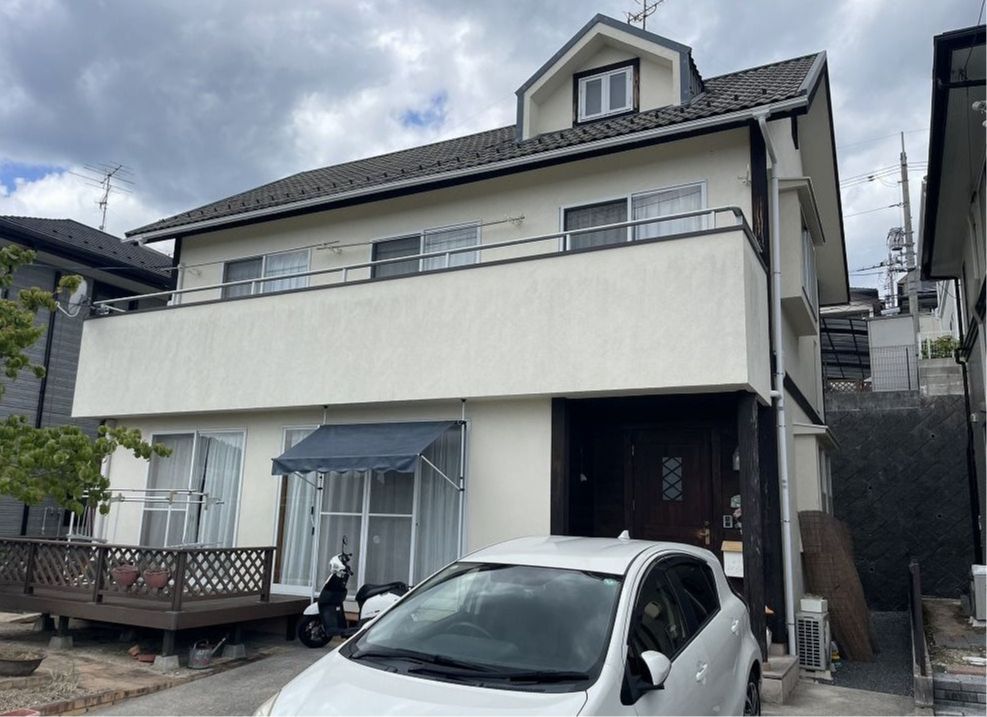 廿日市市M様邸 外壁・屋根塗装前の外観全体